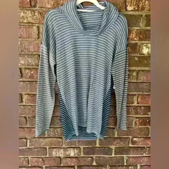 NIC+ZOE Sweaters - NWT NIC + ZOE cowlneck top size small, greens blues stripes
